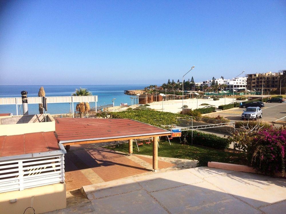 Blue Peter Apartments Protaras Exterior photo