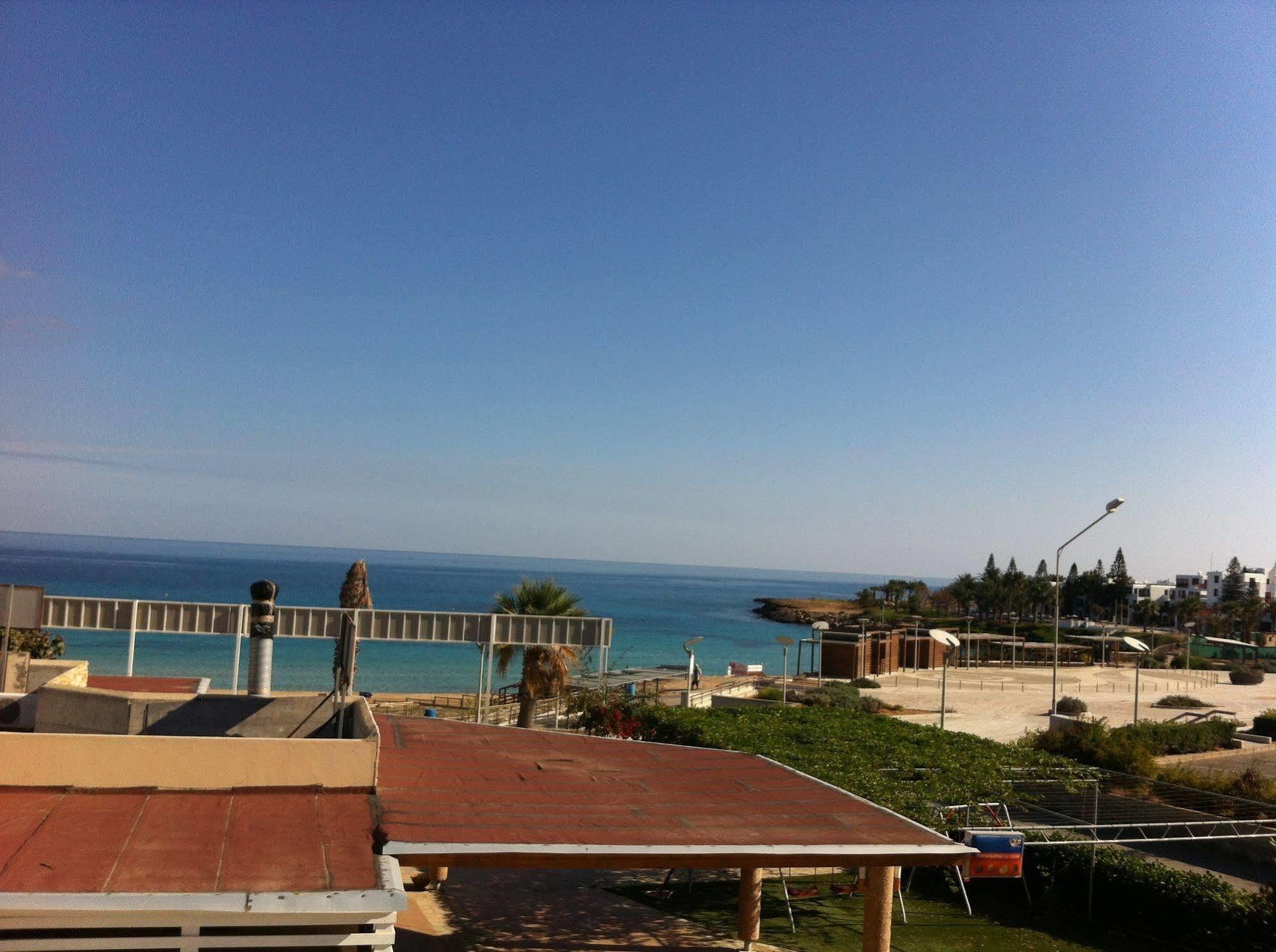 Blue Peter Apartments Protaras Exterior photo